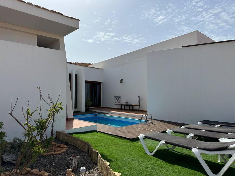 Private Villa With Pool In The Mountains Pájara المظهر الخارجي الصورة